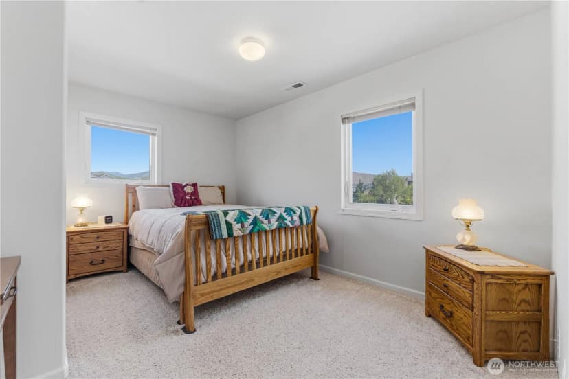 Property photo for 2011 Maiden Lane, Wenatchee photo 34