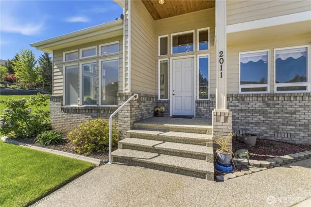 Property photo for 2011 Maiden Lane, Wenatchee photo 3