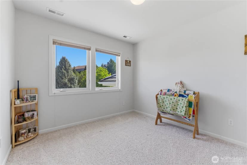 Property photo for 2011 Maiden Lane, Wenatchee photo 35