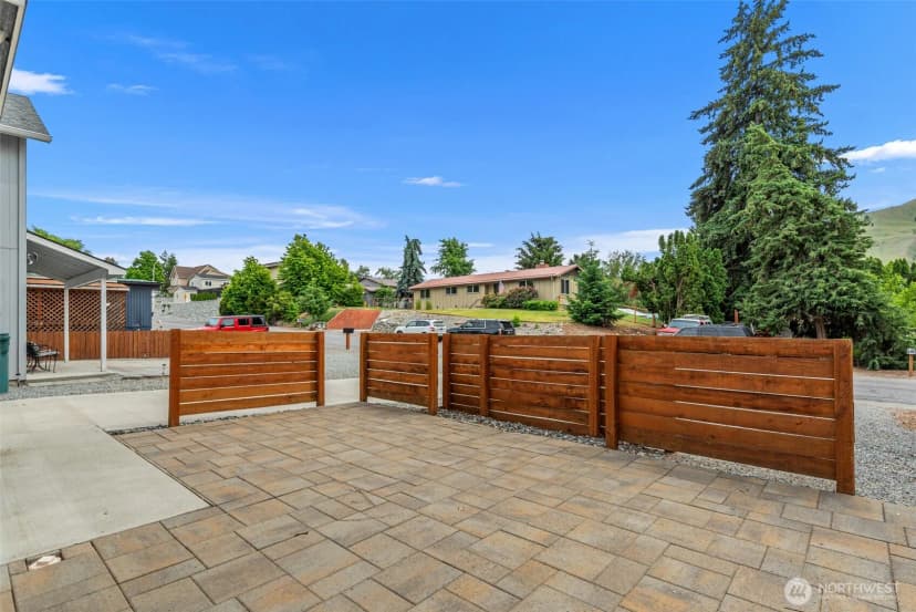 Property photo for 617 E Wapato Avenue, Chelan photo 31