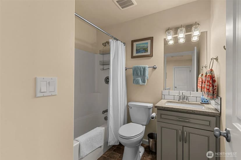 Property photo for 617 E Wapato Avenue, Chelan photo 21