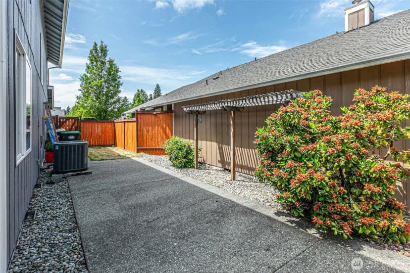 Property photo for 3720 Pine Creek Lane Se, Lacey photo 21