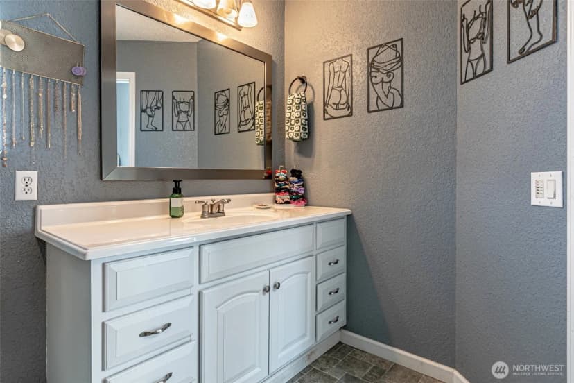 Property photo for 3720 Pine Creek Lane Se, Lacey photo 15