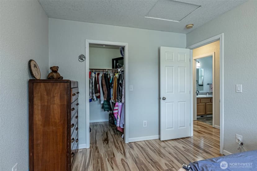 Property photo for 3720 Pine Creek Lane Se, Lacey photo 17