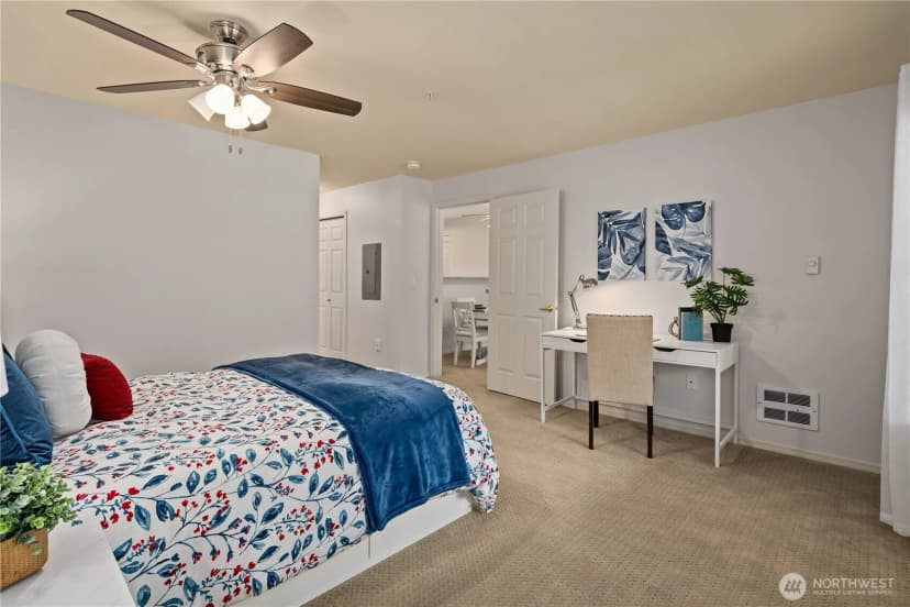 Property photo for 4133 224th Place Se #302, Issaquah photo 19