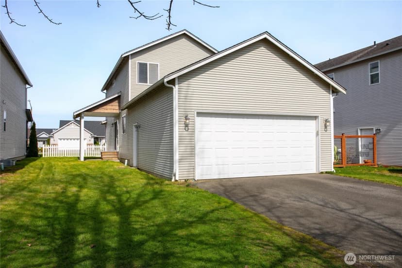 Property photo for 1162 Aaron Drive, Lynden photo 24