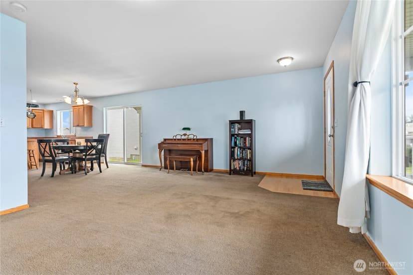 Property photo for 1162 Aaron Drive, Lynden photo 3