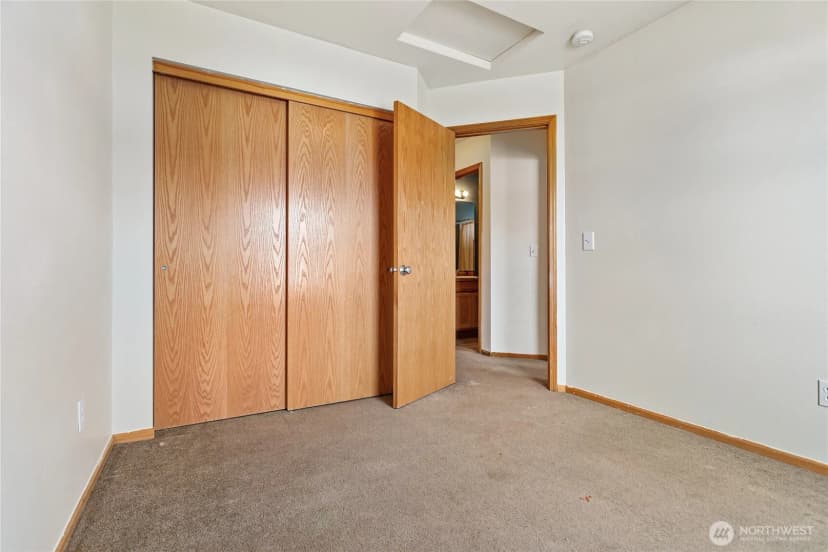 Property photo for 1162 Aaron Drive, Lynden photo 20