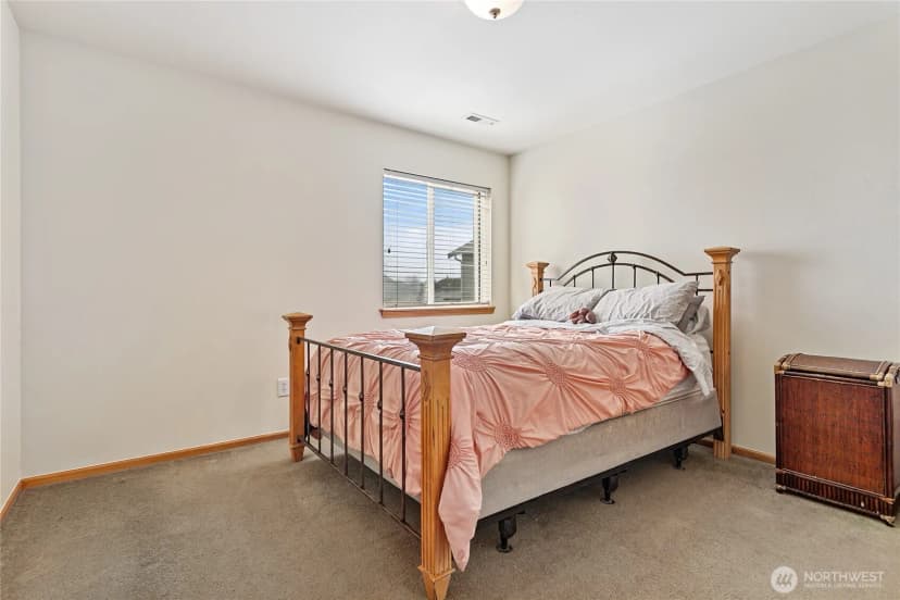 Property photo for 1162 Aaron Drive, Lynden photo 14