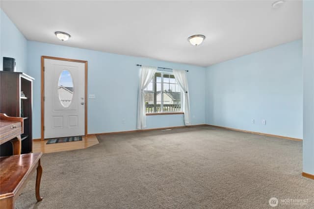 Property photo for 1162 Aaron Drive, Lynden photo 2