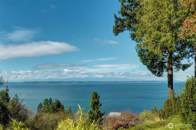 Property photo for 16202 72nd Avenue W, Edmonds