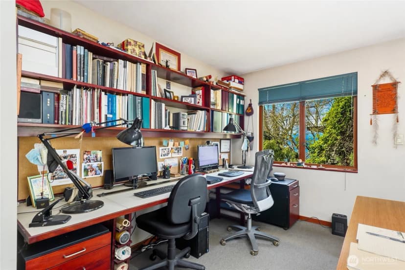Property photo for 16202 72nd Avenue W, Edmonds photo 12
