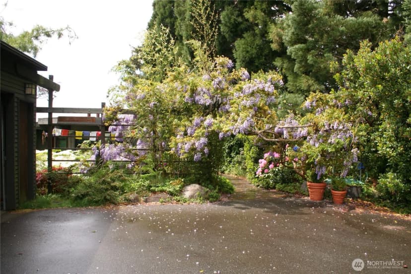 Property photo for 16202 72nd Avenue W, Edmonds photo 21