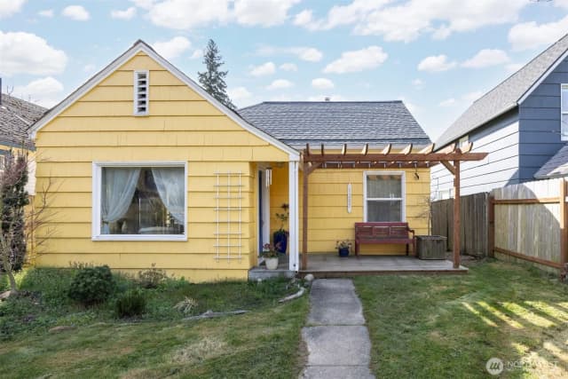 Property photo for 1205 Humboldt Street, Bellingham photo 2
