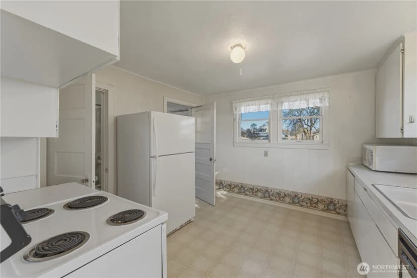 Property photo for 116 Sw 9th Street, College Place photo 12