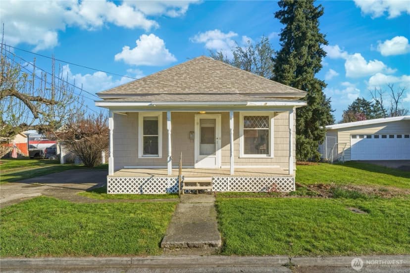 Property photo for 116 Sw 9th Street, College Place