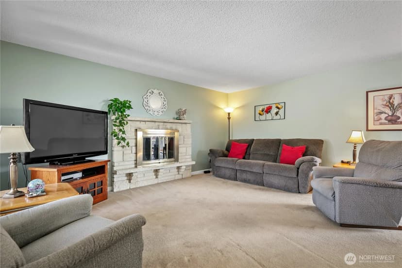 Property photo for 405 N 61st Avenue, Yakima photo 3
