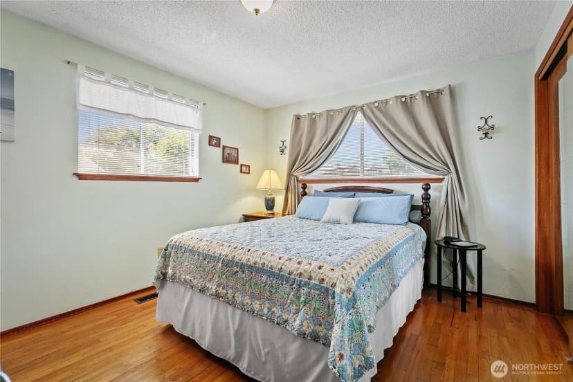 Property photo for 405 N 61st Avenue, Yakima photo 9
