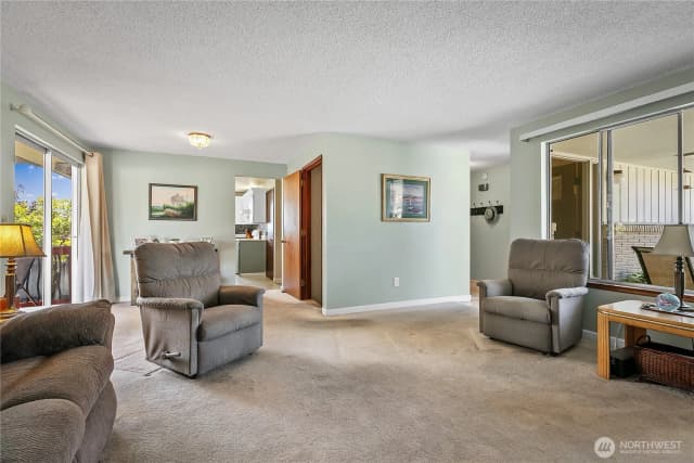 Property photo for 405 N 61st Avenue, Yakima photo 4