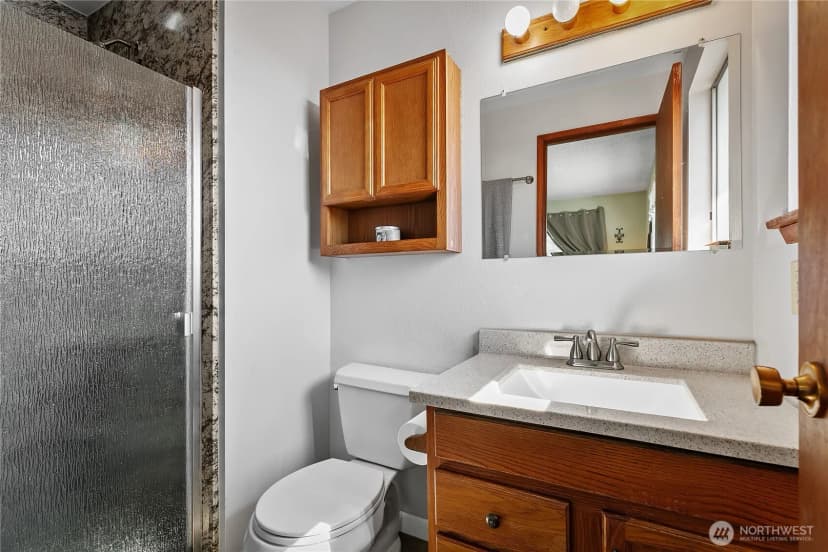 Property photo for 405 N 61st Avenue, Yakima photo 11