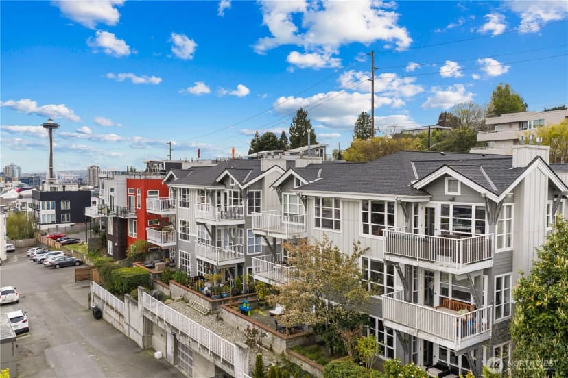Property photo for 1240 5th Avenue N #201, Seattle photo 24