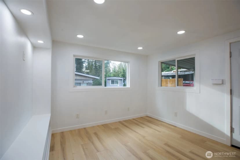 Property photo for 100 228th St Se #19-b, Bothell photo 9