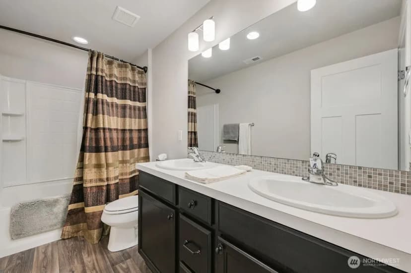 Property photo for 4850 Limerick Drive Sw, Port Orchard photo 22