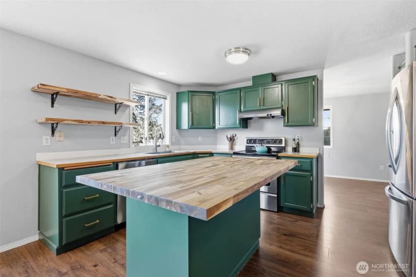 Property photo for 728 E Heritage Loop, La Center photo 10