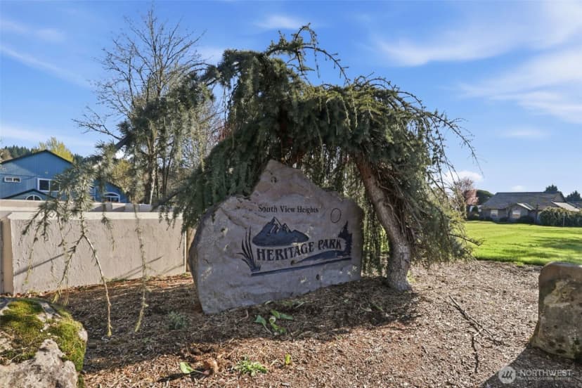 Property photo for 728 E Heritage Loop, La Center photo 34