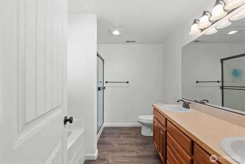 Property photo for 715 Ne Hilltop Avenue, Quincy photo 16
