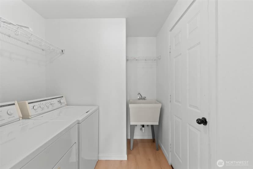 Property photo for 715 Ne Hilltop Avenue, Quincy photo 22