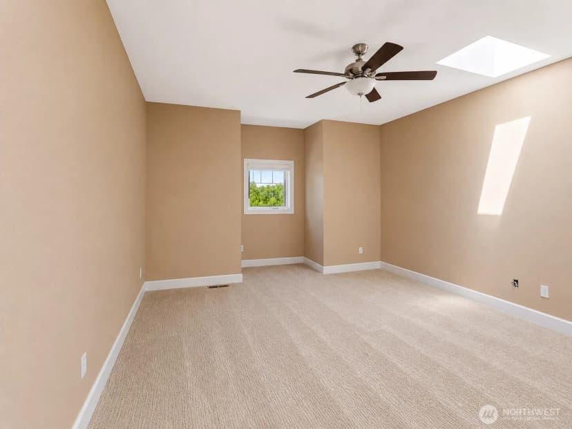 Property photo for 23119 110th Avenue E, Graham photo 32