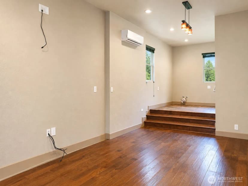Property photo for 23119 110th Avenue E, Graham photo 18