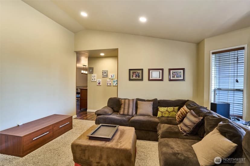 Property photo for 10417 190th Avenue Ct E, Bonney Lake photo 5