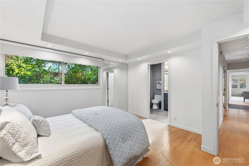 Property photo for 16 Wembley Lane, Mercer Island photo 13