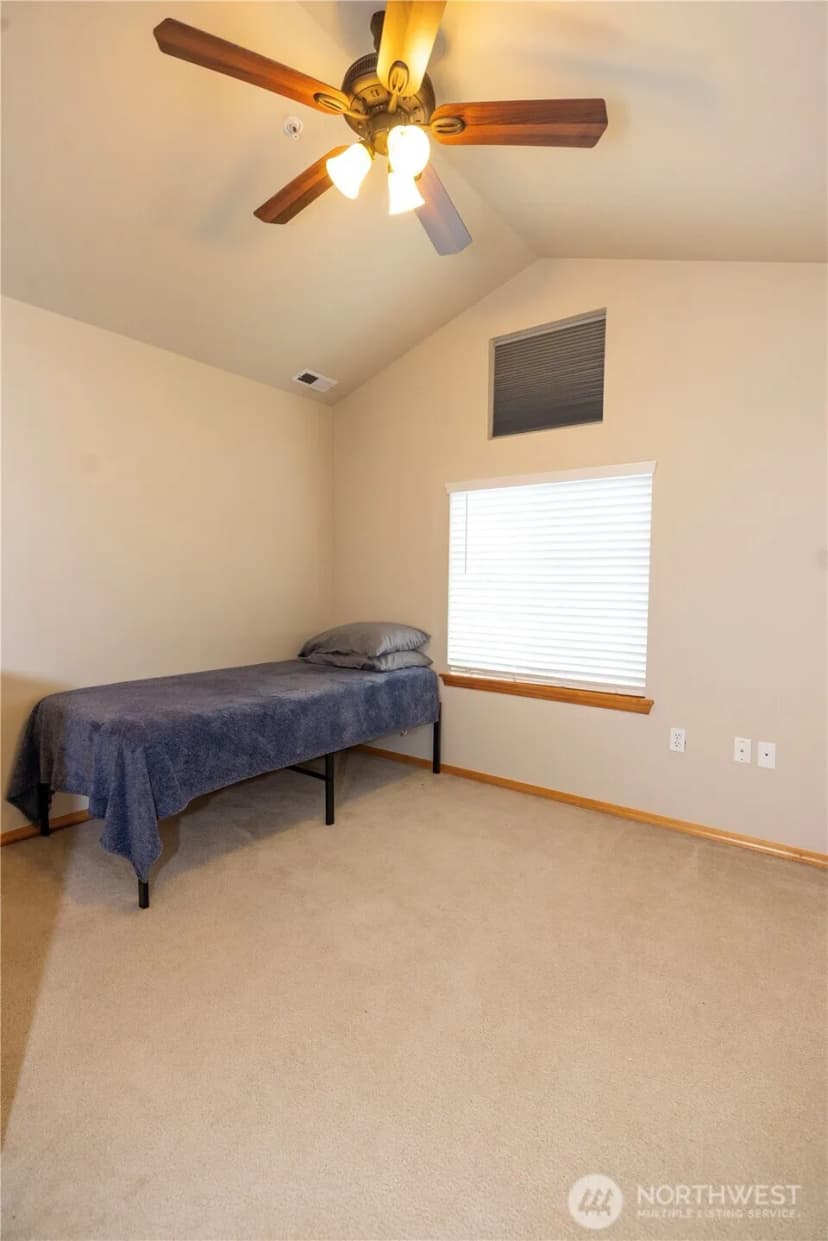 Property photo for 11556 Se 170th Court, Renton photo 18