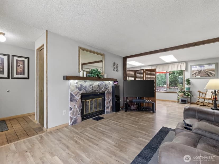 Property photo for 19207 78th Street E, Bonney Lake photo 8