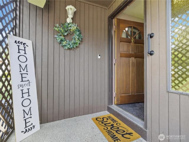 Property photo for 19207 78th Street E, Bonney Lake photo 2