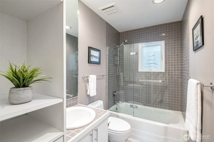 Property photo for 5222 Mahncke Road Sw, Longbranch photo 13