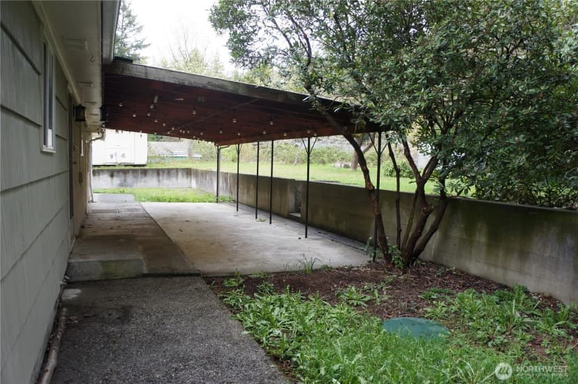 Property photo for 12019 Bingham Ave E, Tacoma photo 35