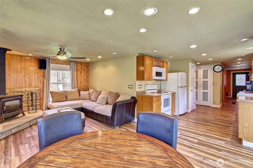 Property photo for 35379 North Shore Drive, Mount Vernon photo 22