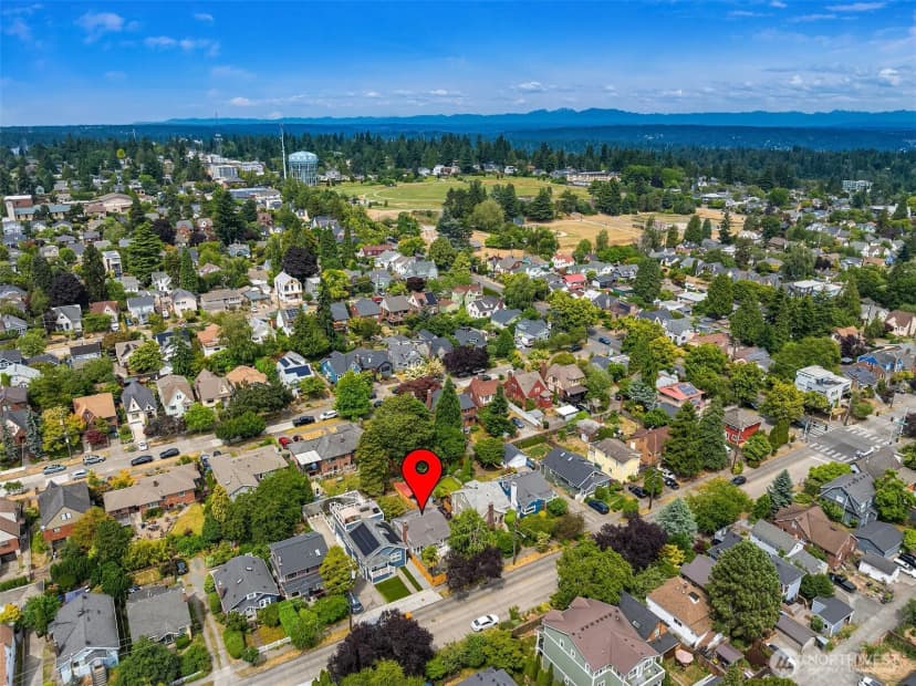 Property photo for 826 Ne 80th Street, Seattle photo 40