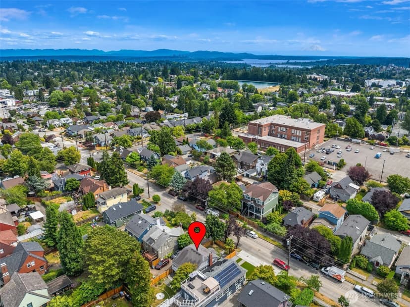 Property photo for 826 Ne 80th Street, Seattle photo 36