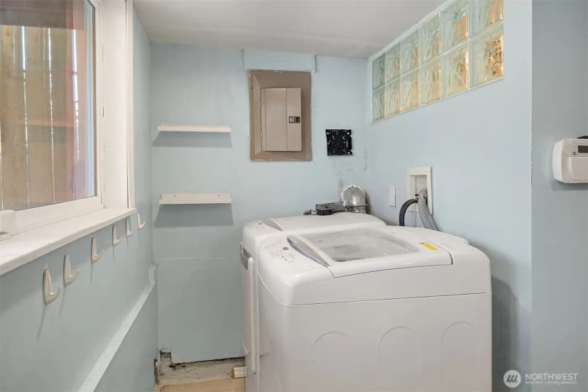 Property photo for 826 Ne 80th Street, Seattle photo 16