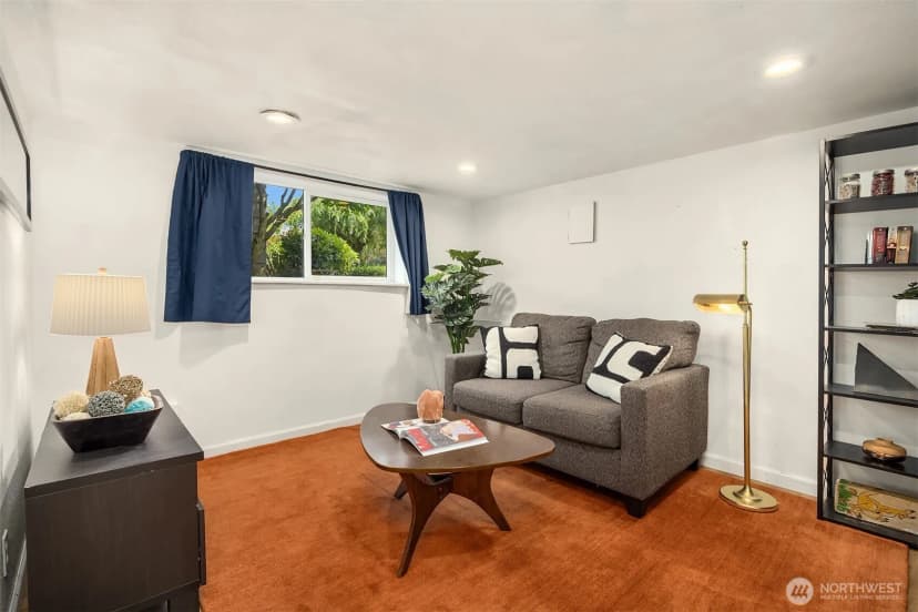 Property photo for 826 Ne 80th Street, Seattle photo 19