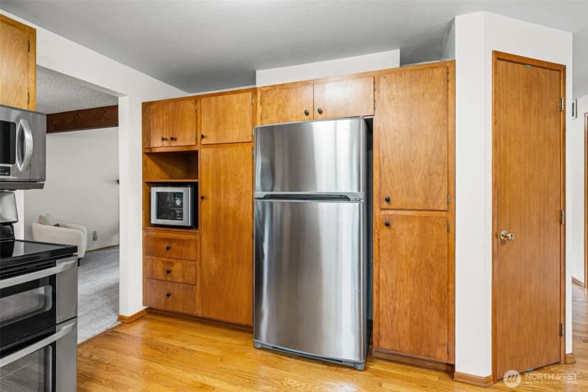 Property photo for 2204 Sw 308th Street, Federal Way photo 11
