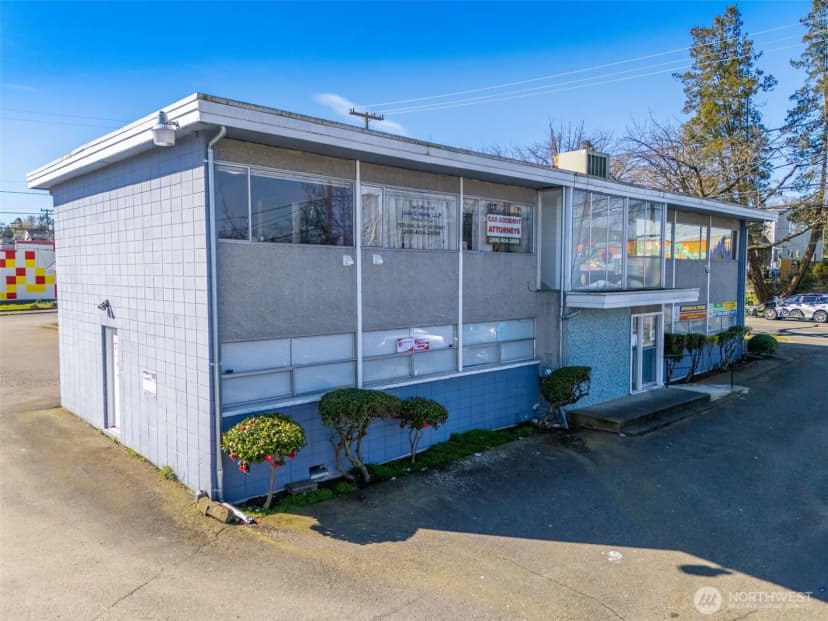 Property photo for 9040 9050 Rainier Avenue S, Seattle photo 8