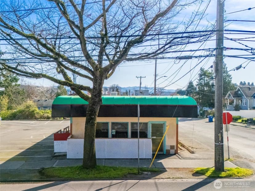 Property photo for 9040 9050 Rainier Avenue S, Seattle photo 11
