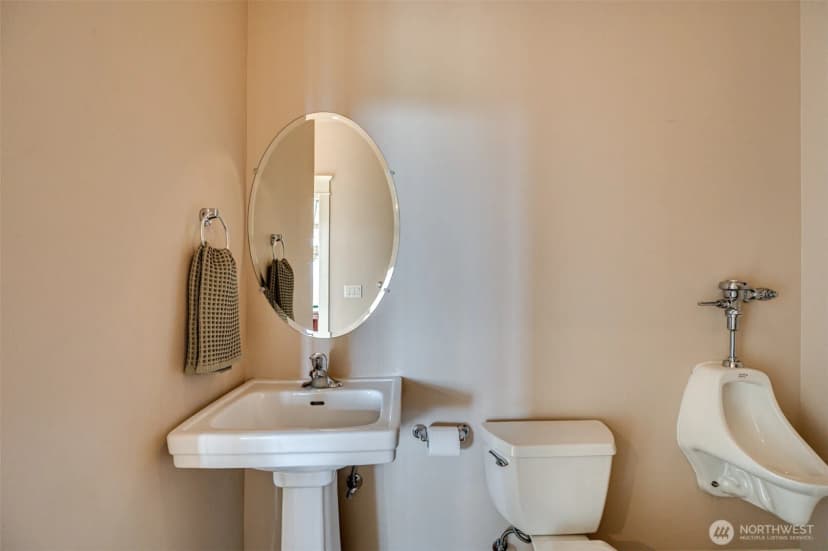 Property photo for 178 Discovery Drive, Kalama photo 26