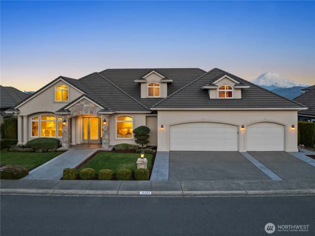 Property photo for 15423 136th Avenue E, Puyallup